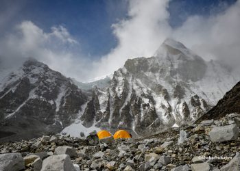 63 mountaineers acquire permits to climb Mt Everest for spring season
