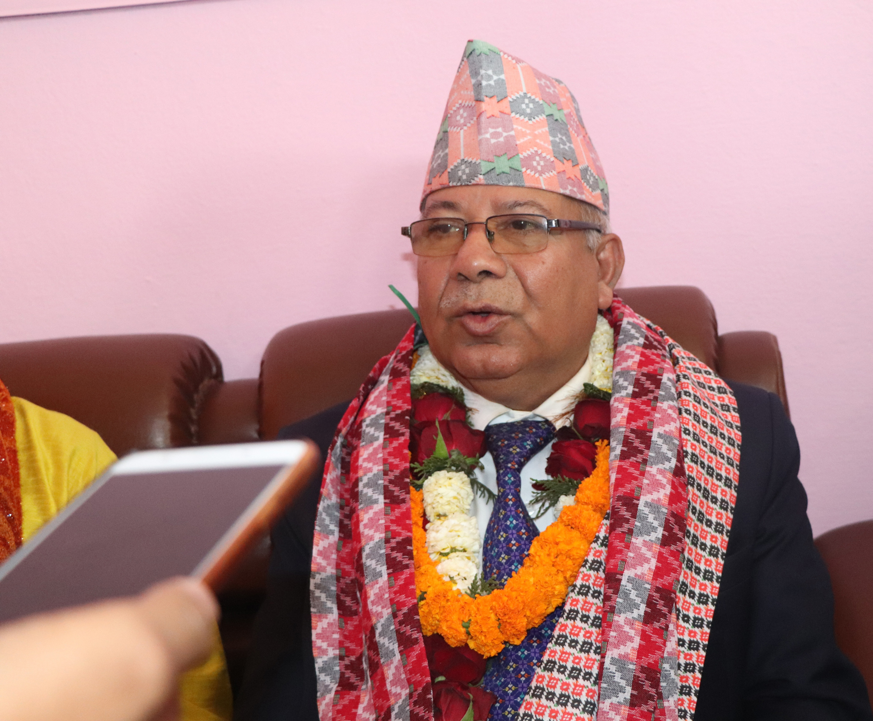 UML leader Nepal sees frail chances of party unity