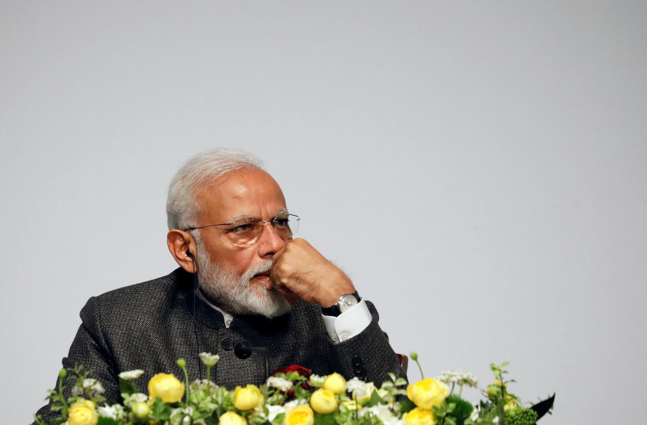 Modi trolled for saying he used digital camera, email in 1988