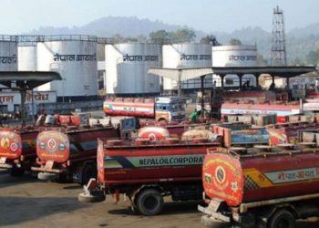 India intercepts 140 fuel tankers at Rupaidiya checkpoint