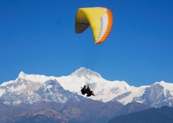 Paragliding flights to continue as firms agree to clear dues