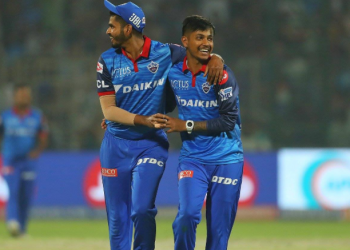 Delhi vs Punjab: Sandeep grabs two wickets