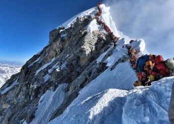 British climber dies on Mount Everest
