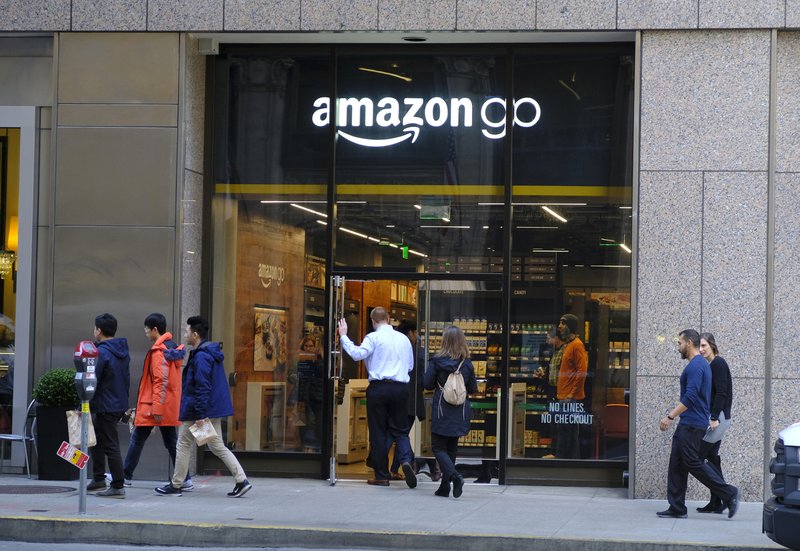 Amazon is opening store that accepts cash