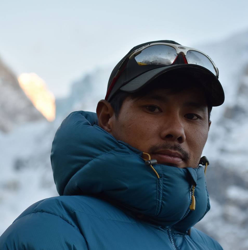 Mingma Dorchi Sherpa sets record for fastest consecutive climb to Everest, Lhotse