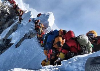 Nepal denies traffic congestion caused Everest deaths