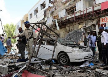 10 killed in Mogadishu car bombings