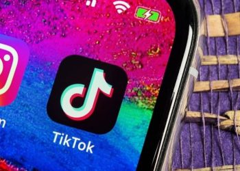 Teenager shot dead while posing for TikTok video