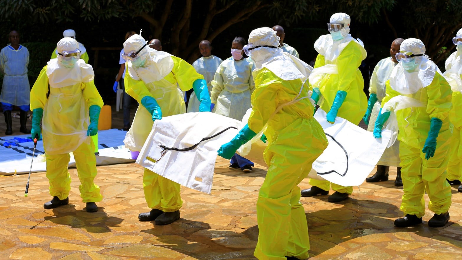 Ebola death toll in Democratic Republic of Congo rises to 1,965