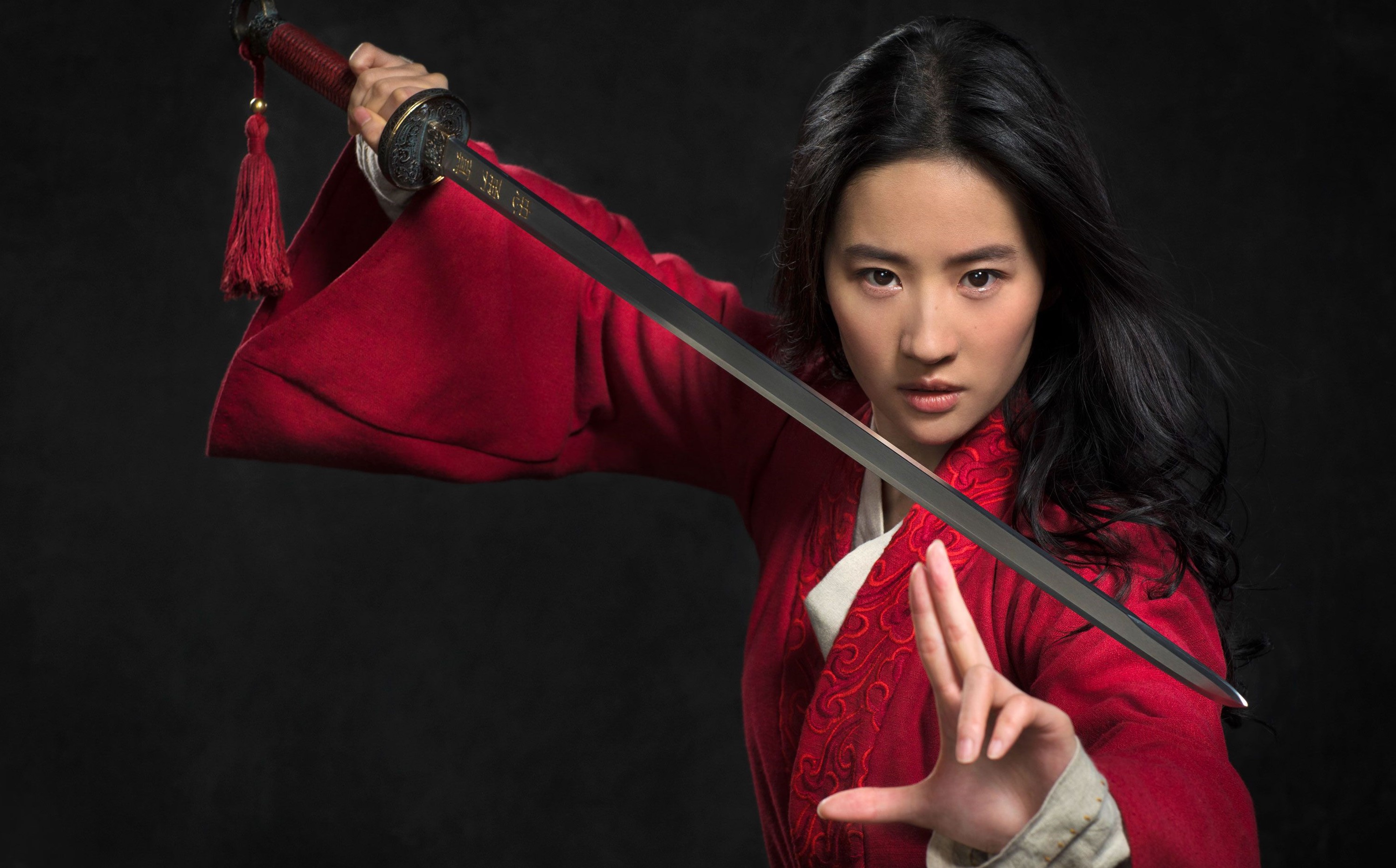 Disney aims to win over China with Mulan