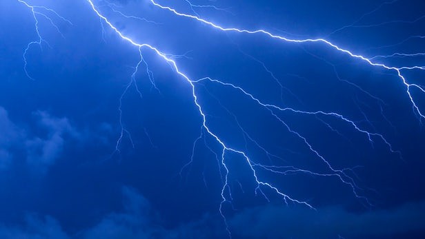 Lightning kills 2, injures 5 in separate places