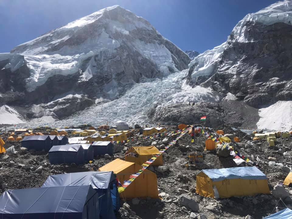 Nepal to move Everest Base Camp from melting glacier