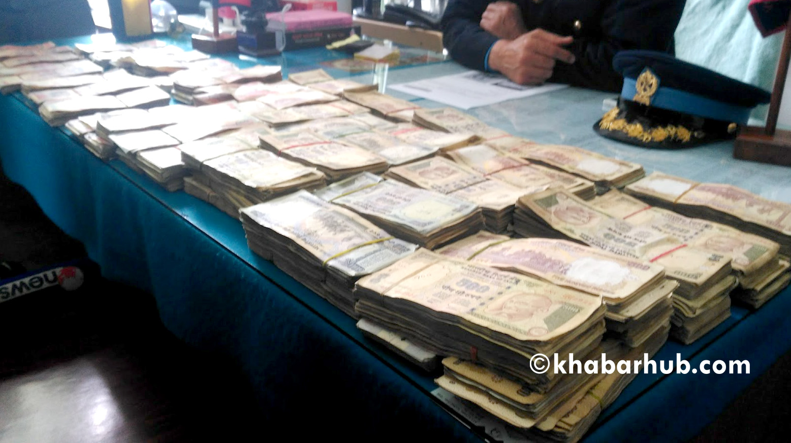 One nabbed with 400,000 Indian rupees