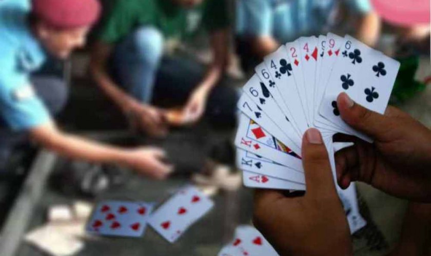 Nine persons including ward chairman arrested for gambling