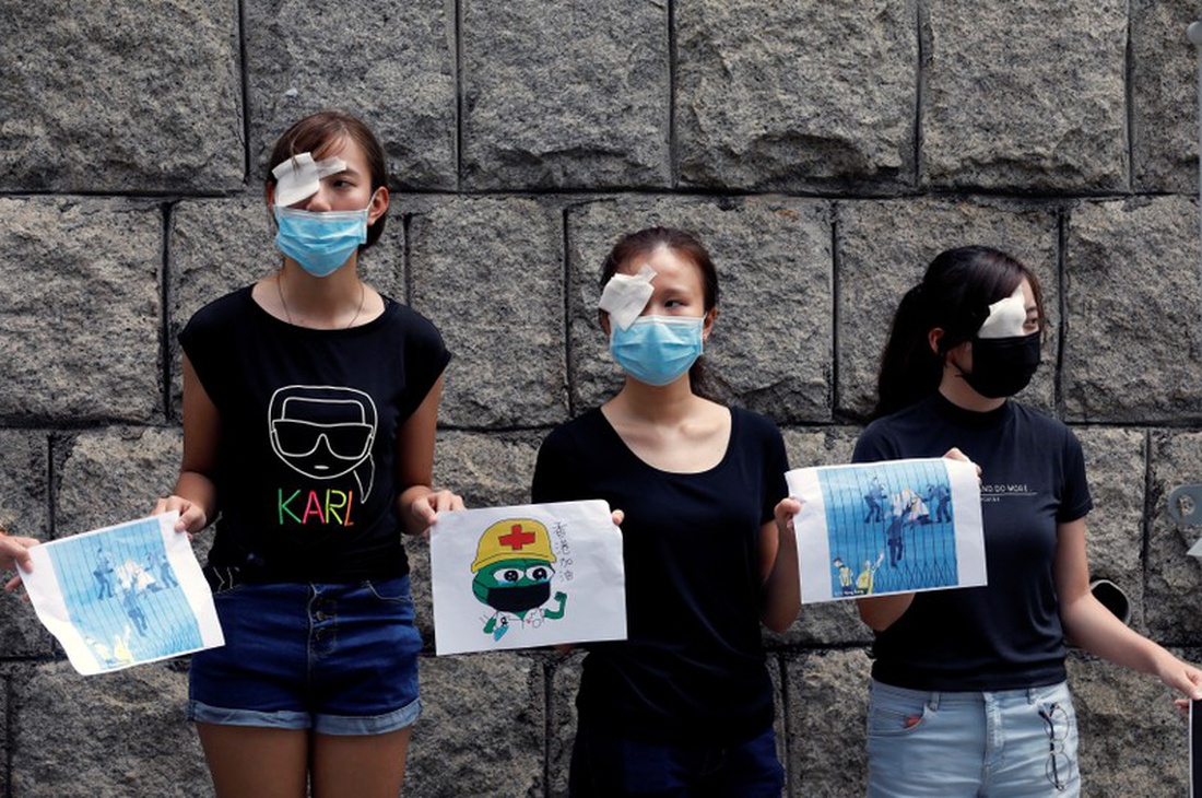 Hong Kong protesters stage fresh rallies