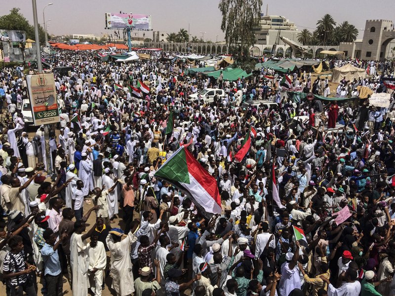 African Union lifts Sudan suspension