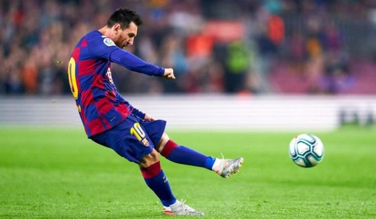 Neymar to rejoin Barcelona, says Lionel Messi