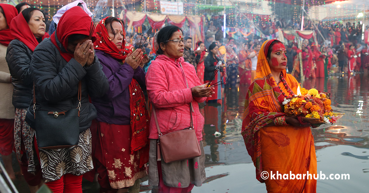 In pics: Chhath concludes with offering to rising sun