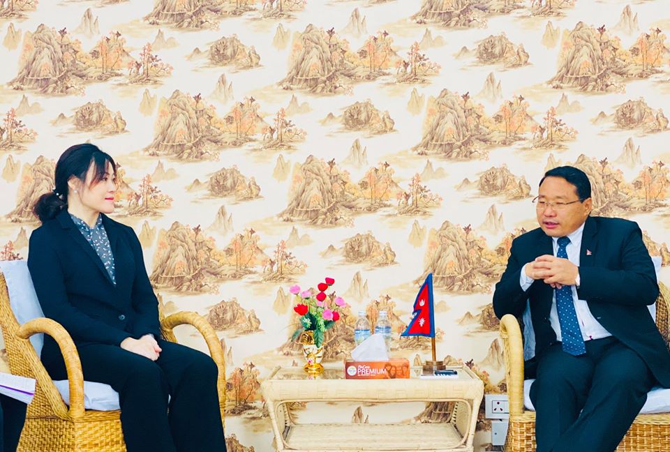Chinese envoy calls on Minister Pun
