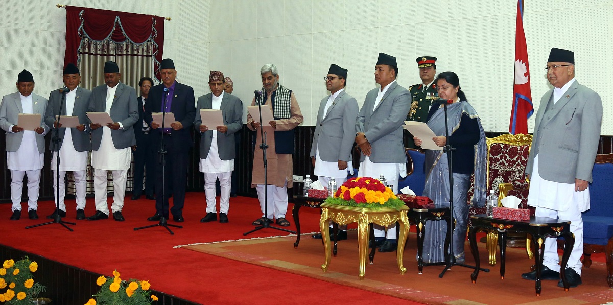 Newly appointed six ministers, three state ministers sworn in