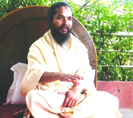Siddhababa suffers ‘heart attack’, police returns empty-handed