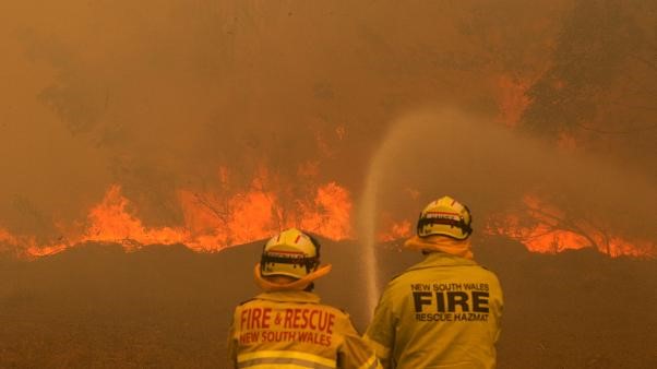 Australian bushfires toll rises to 27