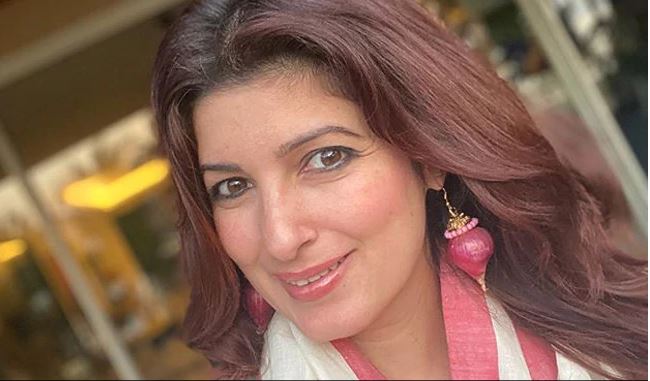 Twinkle Khanna Proves That ‘Onions Are A Girl’s Best Friends.’