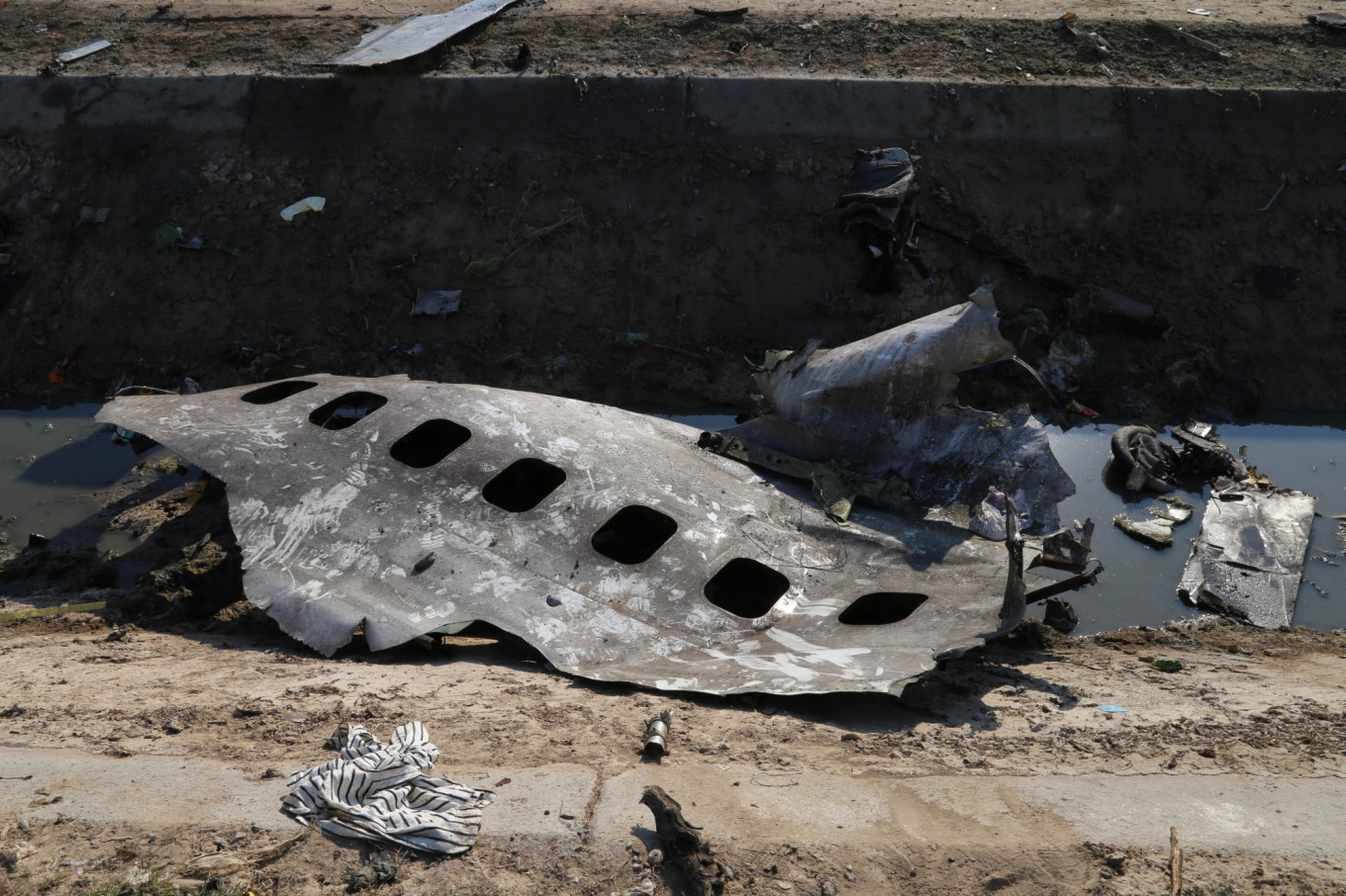 ‘unintentionally Shot Down Ukrainian Jetliner Admits Iran Khabarhub