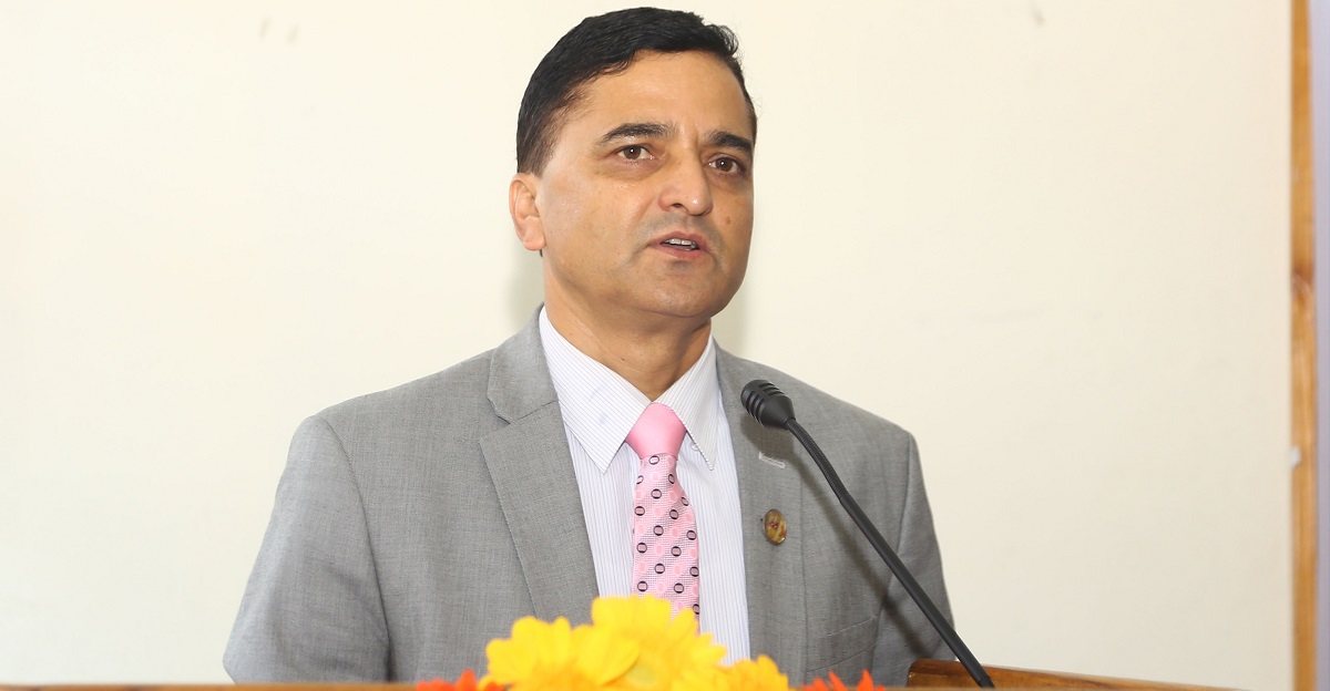 Minister Bhattarai warns of ousting unproductive staffers