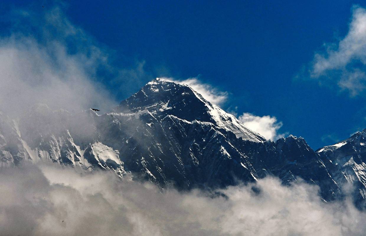 Mountaineering season in Nepal sees over 600 permits issued for Spring summits