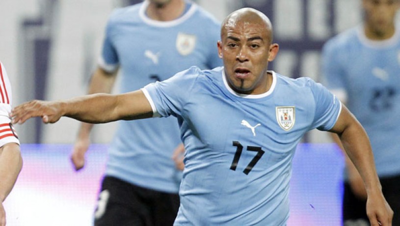 Midfielder Arevalo to continue career in Uruguay