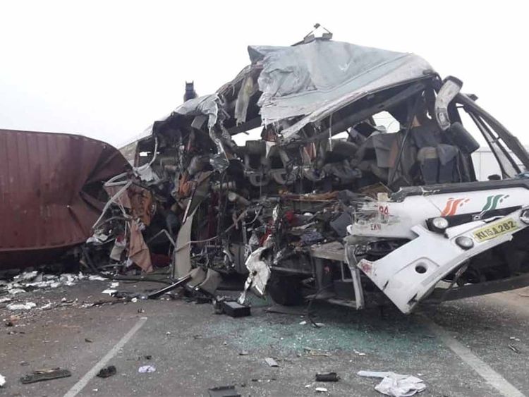 19 die as truck crashes into Kerala bus in Tamil Nadu