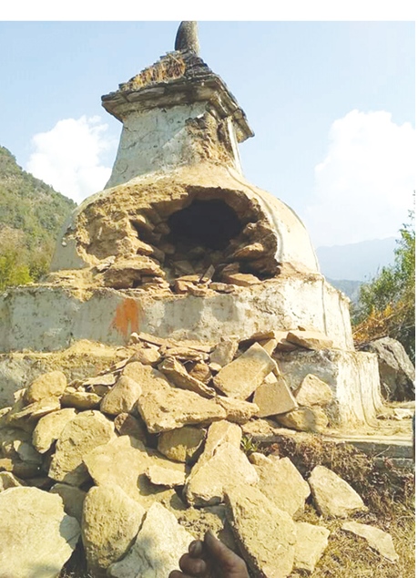 Artefacts stolen from ancient stupa