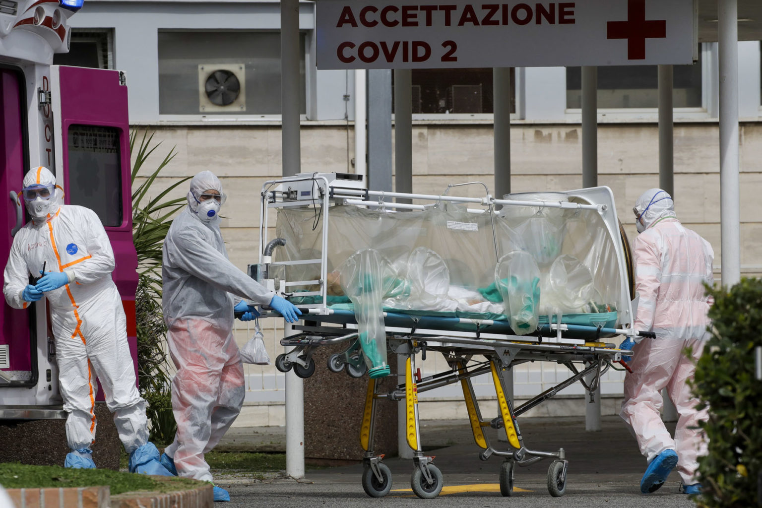 Italy’s coronavirus toll tops 10,000 as 889 fresh deaths reported