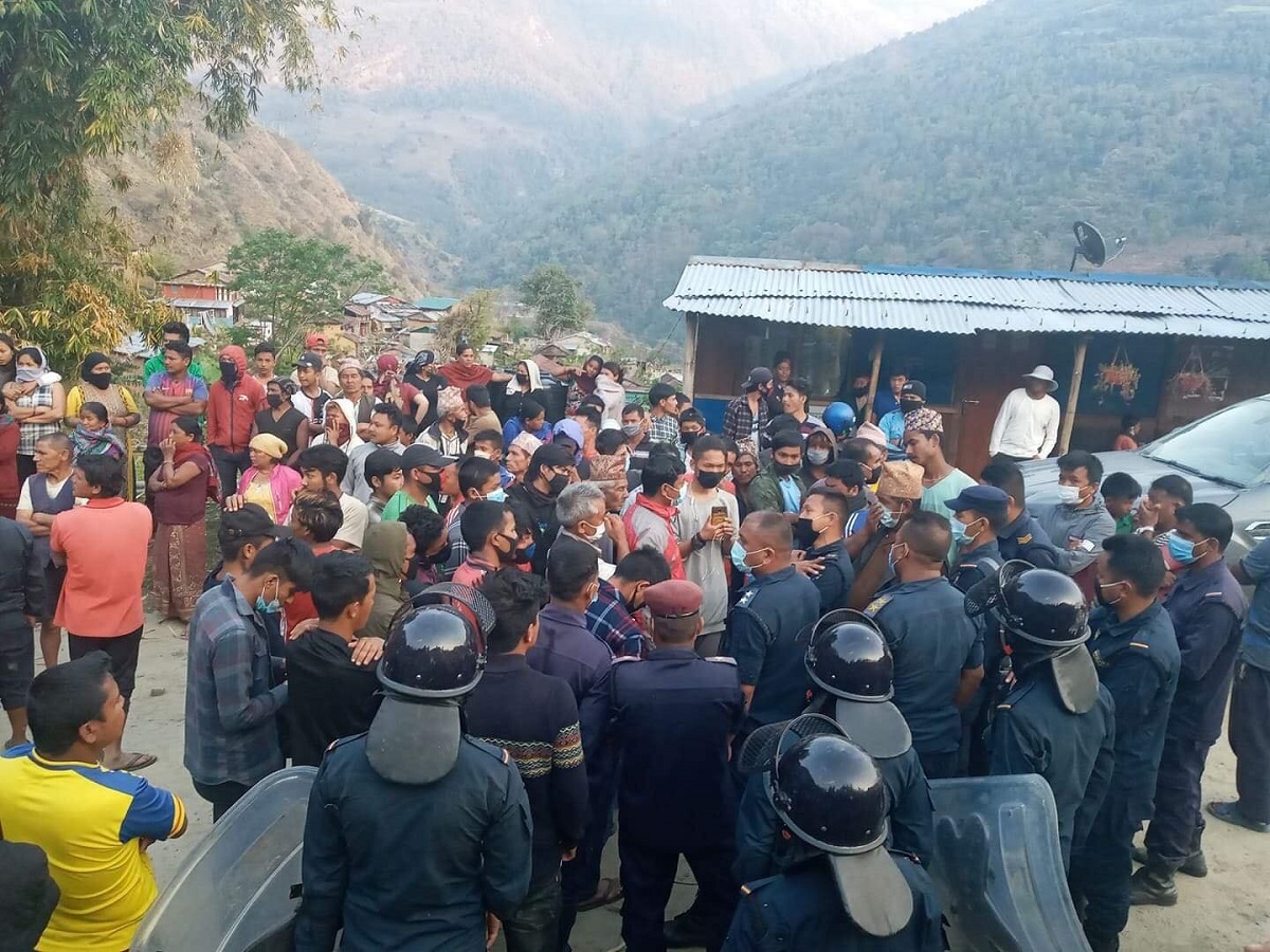 Chinese defy lockdown; clash with locals in Lamjung