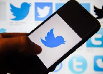 Twitter advises nearly 5,000 global employees to work from home
