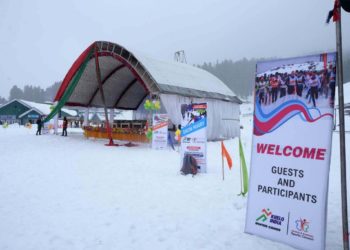 Winter Games kick off at Gulmarg in J&K, Kashmir hopes for tourism boost