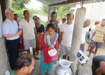 Bhojpur farmers seeking market for milk