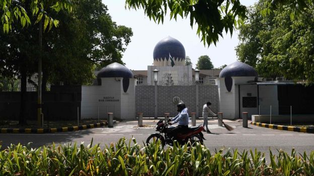 India expels dozens of Pakistani diplomats