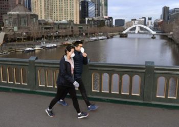 Melbourne orders compulsory masks as Australia battles coronavirus