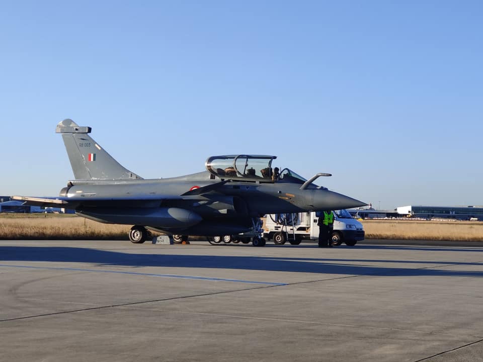 Rafale fighter jets for India flies out of France