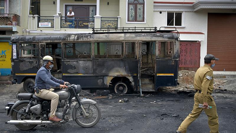 Social media post trigger violence in India’s Bengaluru, 3 killed, 200 cars burnt