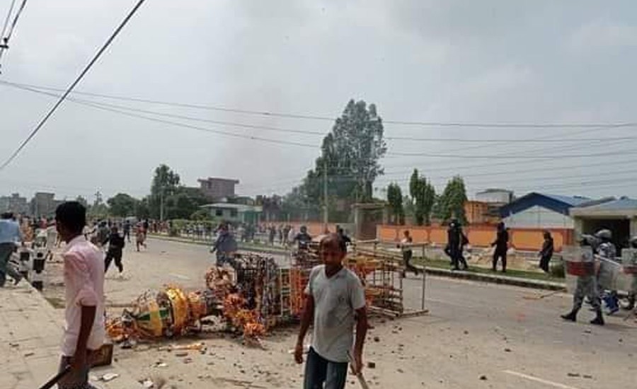 Two sides clash in Janakpur, scores injured