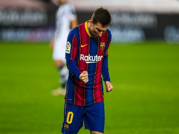 Messi surpasses Pele’s record as Barcelona defeats Valladolid
