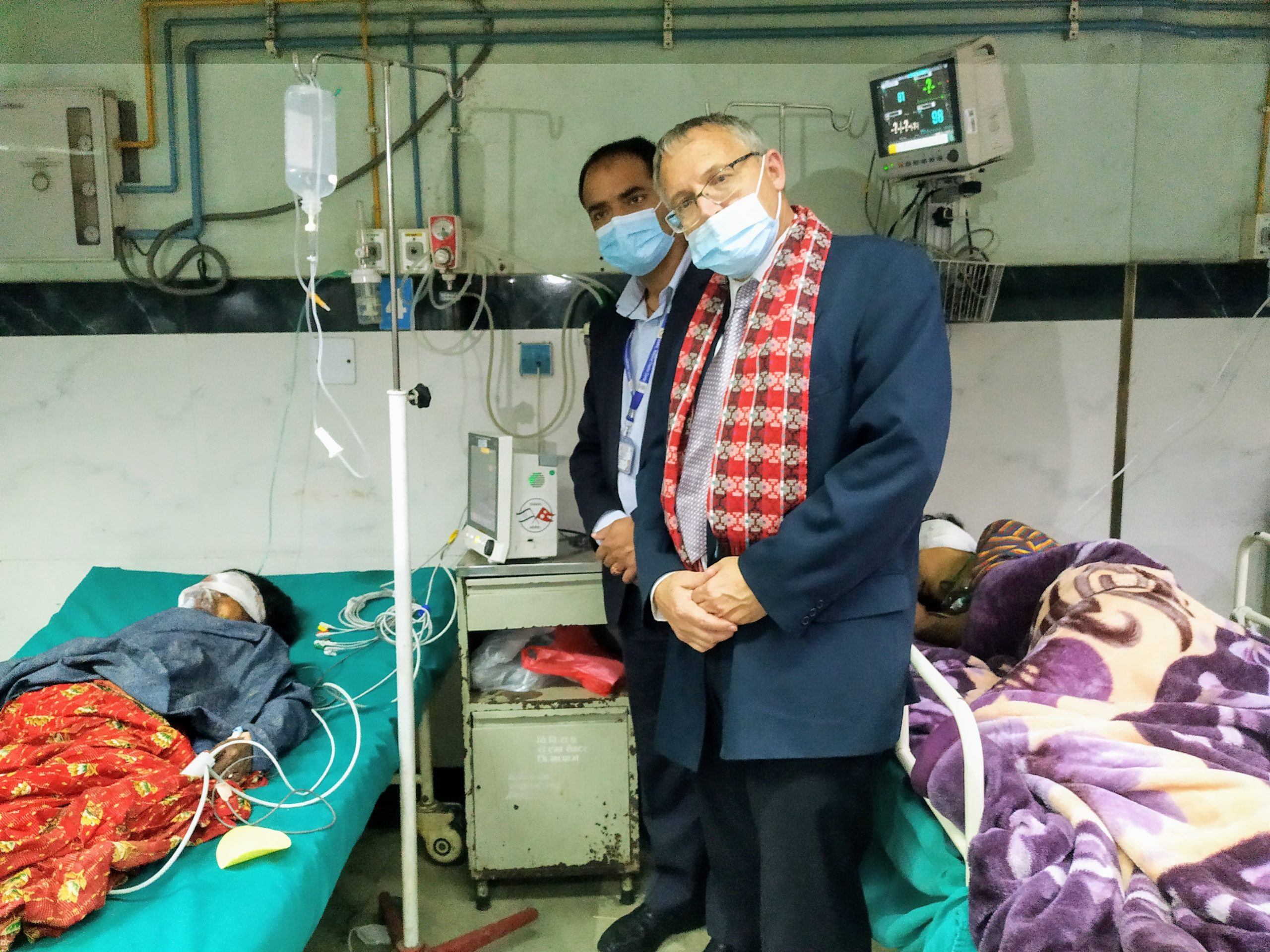 Embassy of Israel donates medical equipment to National Trauma Center