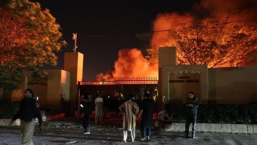 Bomb detonated at Pakistani Hotel ‘targeting Chinese Ambassador’; 4 killed
