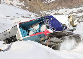 NA finds chopper wreckage and unidenfied bodies near Dhaulagiri base camp