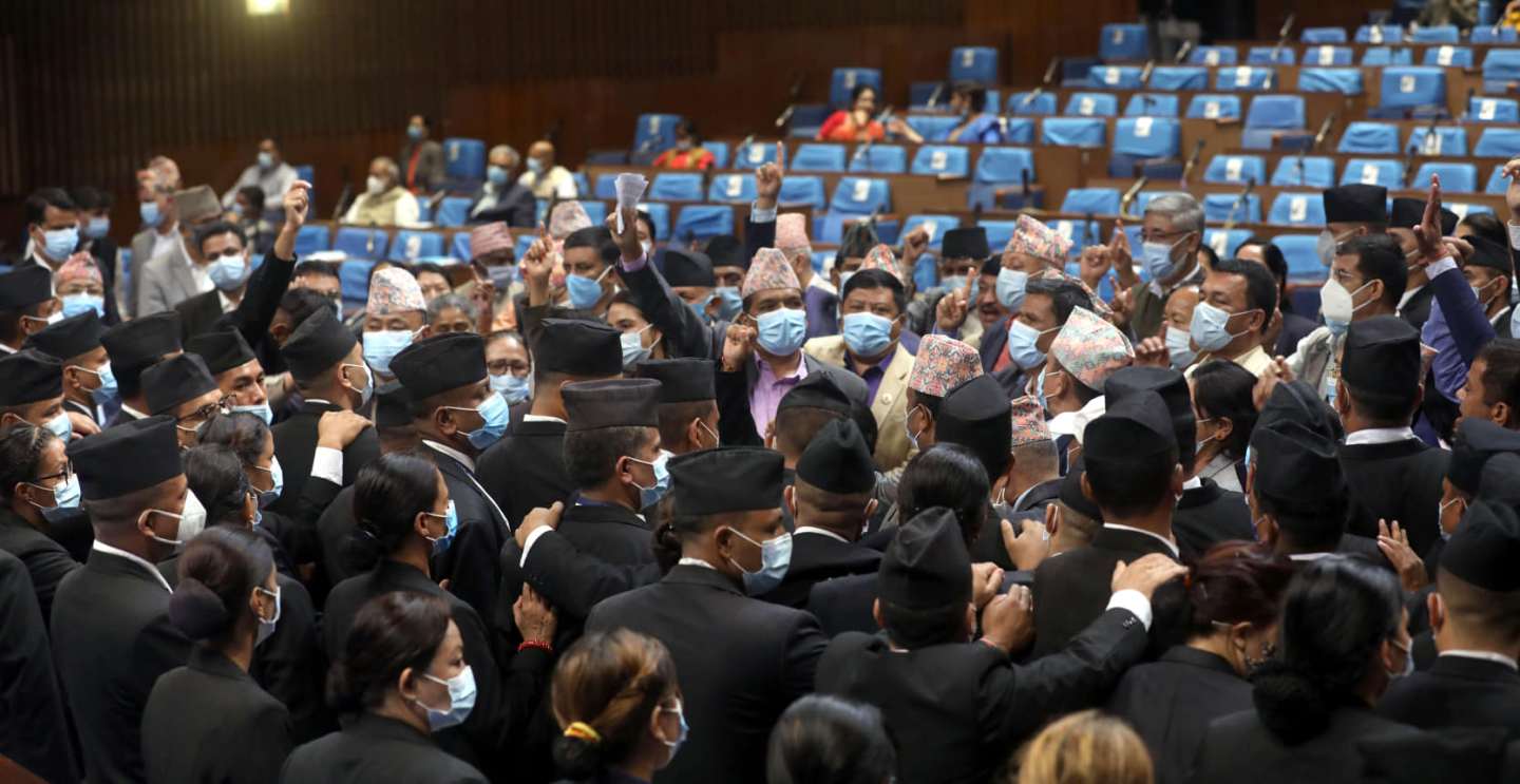 UML obstruction in parliament continues