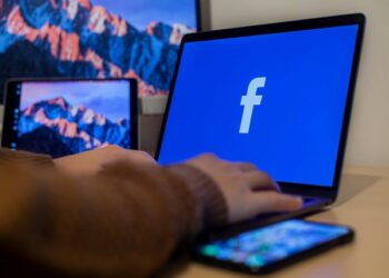 Global outage affects Facebook and Instagram, users report technical issues
