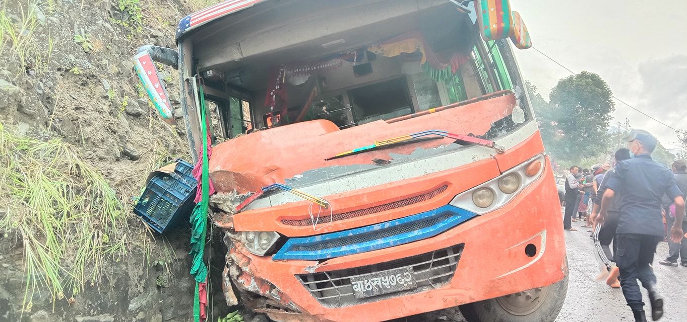 30 injured, 10 critically in Nuwakot bus accident